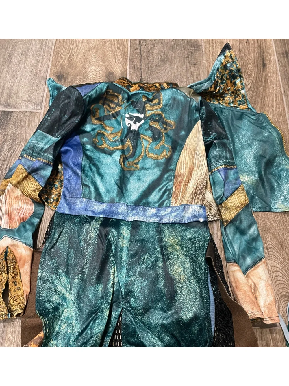 Disney Descendants Uma 4-6 Teal Pirate Halloween Costume